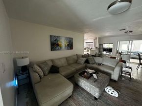 1823 SW 22nd St, Fort Lauderdale FL 33315
