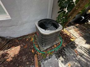1823 SW 22nd St, Fort Lauderdale FL 33315