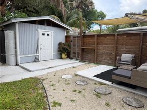 1823 SW 22nd St, Fort Lauderdale FL 33315