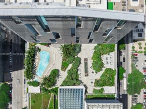 88 SW 7th St PH4301, Miami FL 33130