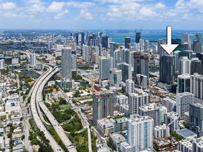 88 SW 7th St PH4301, Miami FL 33130