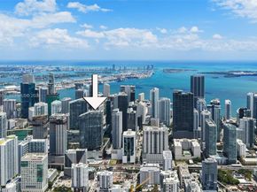88 SW 7th St PH4301, Miami FL 33130