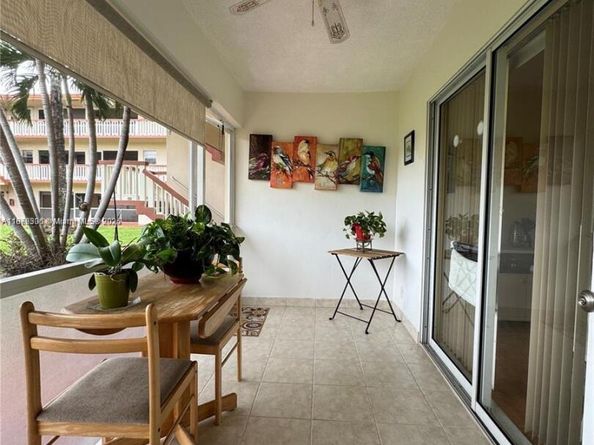 5300 Washington St M107, Hollywood FL 33021