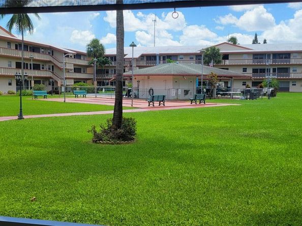 5300 Washington St M107, Hollywood FL 33021