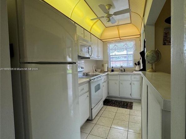 5300 Washington St M107, Hollywood FL 33021