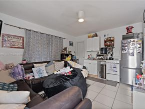 3921 SW 124th Ct, Miami FL 33175