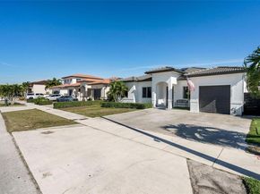 18253 SW 152nd Pl, Miami FL 33187