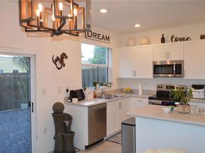 2744 SE 19th St, Homestead FL 33035