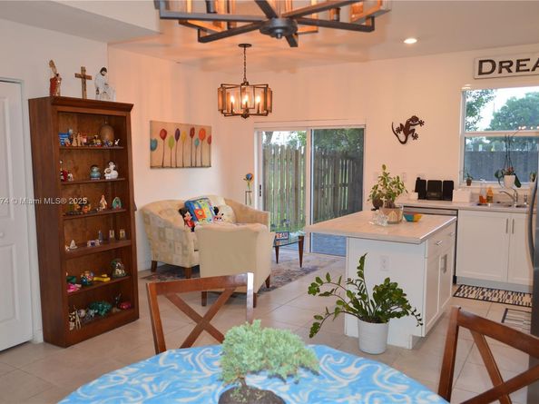 2744 SE 19th St, Homestead FL 33035