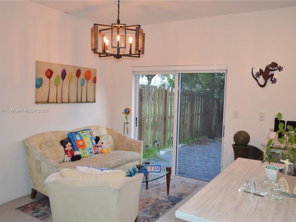 2744 SE 19th St, Homestead FL 33035