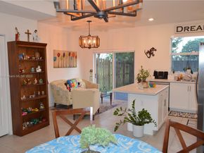 2744 SE 19th St, Homestead FL 33035