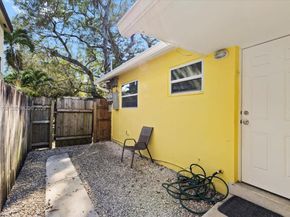 620 SW 10th St, Fort Lauderdale FL 33315