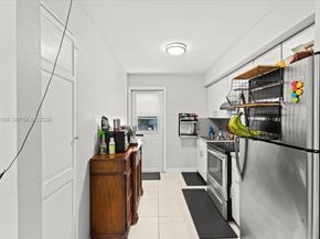 620 SW 10th St, Fort Lauderdale FL 33315