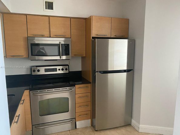 3300 NE 191st St 416, Aventura FL 33180