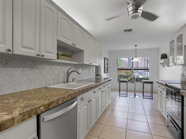 11905 Donlin Dr, Wellington FL 33414