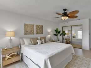 11905 Donlin Dr, Wellington FL 33414