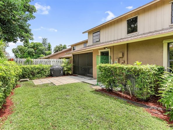 11905 Donlin Dr, Wellington FL 33414