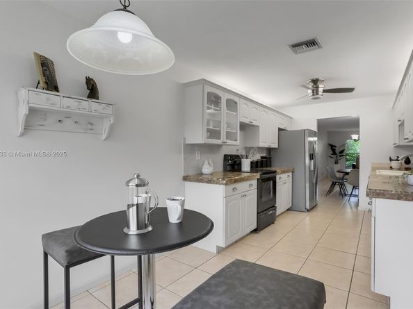 11905 Donlin Dr, Wellington FL 33414