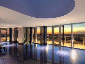 851 NE 1st Ave 3810, Miami FL 33132