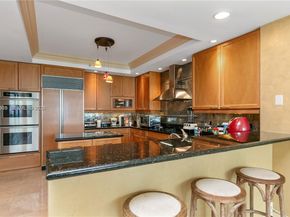 20201 E Country Club Dr 1006, Aventura FL 33180
