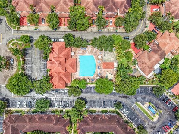5046 SW 137th Ter, Miramar FL 33027