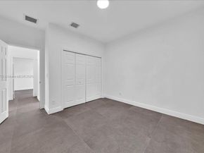 5046 SW 137th Ter, Miramar FL 33027