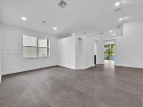 5046 SW 137th Ter, Miramar FL 33027