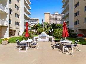 120 Golden Isles Dr 23B, Hallandale Beach FL 33009