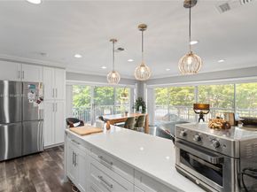 120 Golden Isles Dr 23B, Hallandale Beach FL 33009