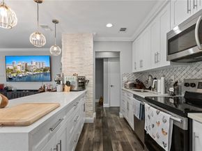 120 Golden Isles Dr 23B, Hallandale Beach FL 33009