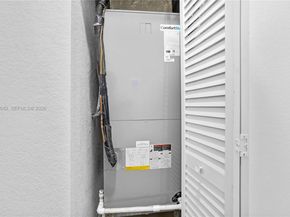 2132 NE 38th Rd, Homestead FL 33033