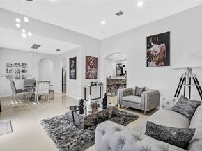 2132 NE 38th Rd, Homestead FL 33033