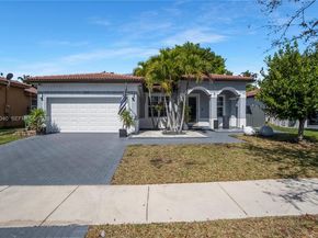2132 NE 38th Rd, Homestead FL 33033