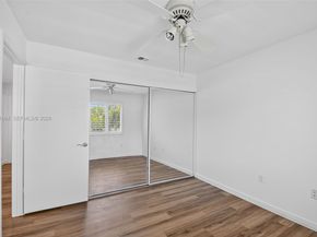 101 E Half Moon Cir B, Hypoluxo FL 33462