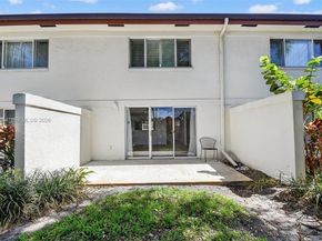 101 E Half Moon Cir B, Hypoluxo FL 33462