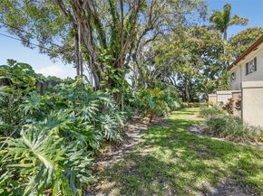 101 E Half Moon Cir B, Hypoluxo FL 33462