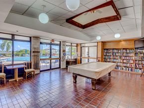 101 E Half Moon Cir B, Hypoluxo FL 33462