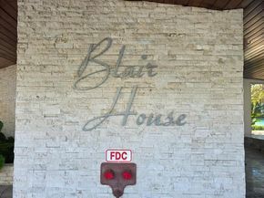 9102 W Bay Harbor Drive 4C, Bay Harbor Islands FL 33154