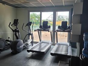 9102 W Bay Harbor Drive 4C, Bay Harbor Islands FL 33154