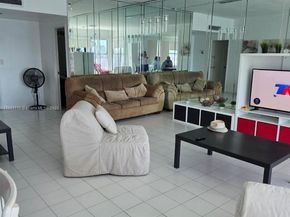 9102 W Bay Harbor Drive 4C, Bay Harbor Islands FL 33154