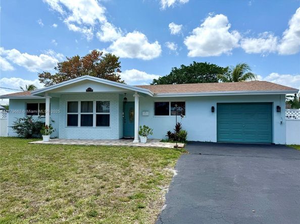 1625 E River Dr, Margate FL 33063