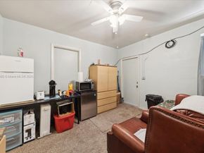 1625 E River Dr, Margate FL 33063