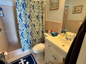 1625 E River Dr, Margate FL 33063
