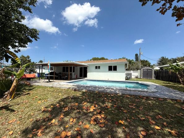 1625 E River Dr, Margate FL 33063
