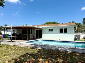 1625 E River Dr, Margate FL 33063