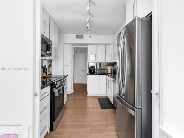 9 Island Ave 415, Miami Beach FL 33139