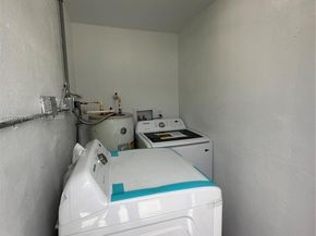 1300 NW 7th Ter, Fort Lauderdale FL 33311