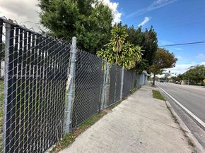 1300 NW 7th Ter, Fort Lauderdale FL 33311