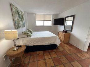 345 Ocean Dr 303, Miami Beach FL 33139