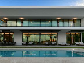 375 N Hibiscus Dr, Miami Beach FL 33139